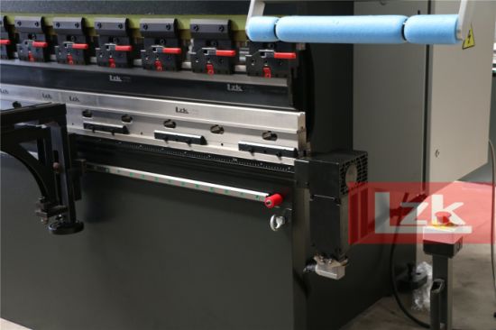 Máquina automática de plegado/doblado de placas de acero al carbono de 3 mtr x 4 mm