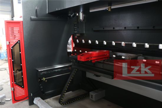 Máquina automática de plegado/doblado de placas de acero inoxidable de 3 mtr x 4 mm