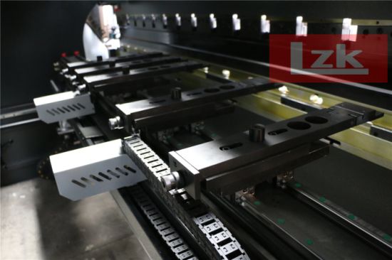 Lzk Hpb freno de prensa hidráulica CNC 200t4000 Da58t 4+1 ejes
